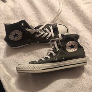 Gray Converse Chuck Taylor
